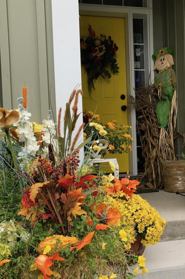Yellow Door Bed And Breakfast Fort Erie Exterior photo